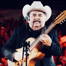 Eliseo Robles y Los Barbaros Del Norte - YouTube