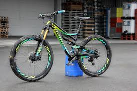 Devinci Fully Fahrrad Fahrrad Design Fahrrad