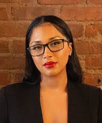 Allison Risser's Instagram, Twitter & Facebook