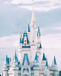 Pin By Sadie Claire On My Happy Place Disney Castle Disney Aesthetic Disney Wallpaper