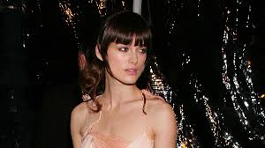 Keira knightley, california city, california. Goldig Keira Knightley Funkelt In Venedig Promiflash De