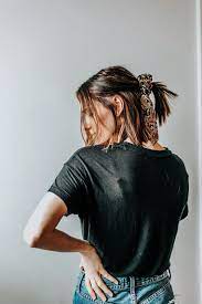 3 Frisuren Fur Kurzes Haar Easy Ideen In 2021 Short Hair Styles Easy Short Hair Styles Hair Styles