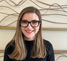 Kellie Womack's Instagram, Twitter & Facebook