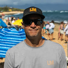 UM TWO STORY BRANDED BILLS CURVE BILL TECH HAT MULTICAM