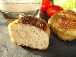 Boulettes De Poulet Aux Herbes Et Sauce Au Yaourt Les Delices D Helene Boulette De Poulet Boulette Les Delices D Helene