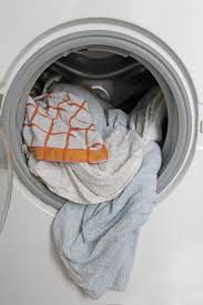 If, however, the dyes are still active when you wash them out, due to washing out too soon and/or not allowing a warm enough place for the dye reaction, backstaining can be permanent. How To Do Laundry Tips For Washing Clothes Properly Hellogiggles