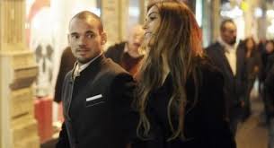 Yolanthe was born on march 19, 1985 on one of the balearic islands of spain called ibiza. Setahun Lebih Cerai Wesley Sneijder Pacaran Lagi Dengan Yolanthe Cabau