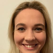 Heather Pringle's Instagram, Twitter & Facebook