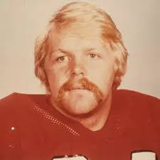 Roger Thelen's Instagram, Twitter & Facebook