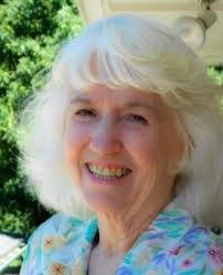 Lois Knowles's Instagram, Twitter & Facebook