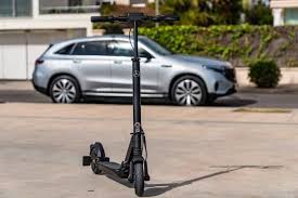 Mercedes Benz Launches 500w Electric Scooter In 2020 Benz Smart Mercedes Benz Mercedes