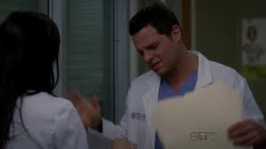 A medical based drama centered around meredith grey, an aspiring surgeon and daughter of one of the best surgeons, dr. Recap Of Grey S Anatomy Season 7 Episode 19 Recap Guide