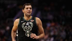Check out free agent player pau gasol and his rating on nba 2k21. Los Bucks Ganan Sin Pau Gasol Y Doncic Muestra Su Peor Version En La Derrota De Los Mavericks
