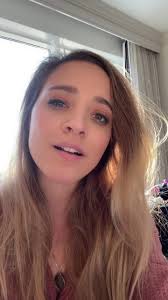 What to Wear to Norah Jones Concert