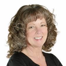 Lisa Waldeck's Instagram, Twitter & Facebook