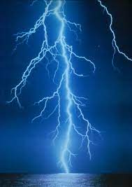 Can Lightning Bring Down A Plane Blue Lightning Lightning Thunder And Lightning
