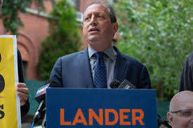 NYC Mayoral Race Shakeup: Sanders Backs Mamdani, Times Controversy