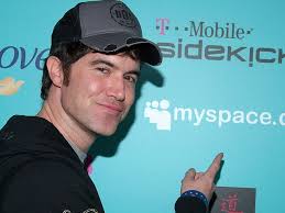 White Stripes Share Previously Unreleased 'Seven Nation Army' Performance  From Bonnaroo 2007