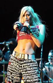 Riesige auswahl an cds, vinyl und mp3s. A No Doubt Song For Every Mood Gwen Stefani Gwen Stefani Style Gwen Stefani No Doubt
