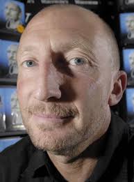 Mandaric mounts Holloway defence