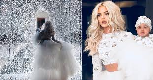 One clip shared by khloé kardashian on wednesday featured true responding to photographers saying her name by turning and pulling. Khloe Kardashian And Baby True Wear Matching Outfits For Christmas