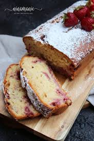 Gerne darf in den rezepten gestöbert werden! Erdbeer Kokos Ruhrkuchen Saftig Lecker Schnell Gemacht Ninamanie