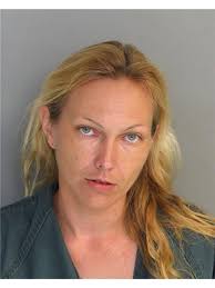 Rachel Winch's Instagram, Twitter & Facebook