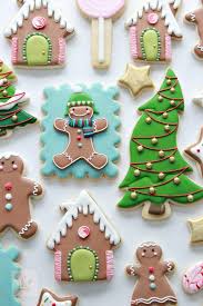 Decorated christmas cookies don't have to be difficult. Royal Icing Cookie Decorating Tips Sweetopia