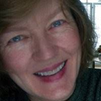 Roslyn Lane's Instagram, Twitter & Facebook