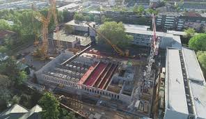 Kölner sehenswürdigkeiten stadtgebiet köln/preisstufe 1b. Drohnenaufnahmen Einhub Stahlverbundtrager Erweiterungsbau Hildegard Von Bingen Gymnasium In Koln Mbn De