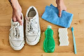 3 Easy Ways To Clean Your White Shoes So They Look Like New How To Clean White Shoes How To Clean White Sneakers White Shoes