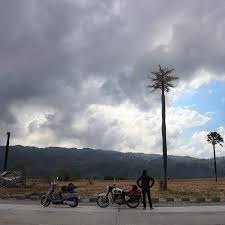 Aug 13, 2020 · artist: On A Dark Desert Highway Cool Wind In My Hair Warm Smell Of Colitas Rising Up Through The Air Up Ahead In The Distance I Saw A Shimmering Snapwidget