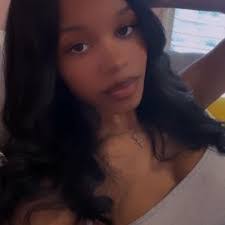 Alexandra Loera's Instagram, Twitter & Facebook