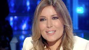 Come è nata la polemica tra laura boldrini e selvaggia lucarelli. Chi E Il Figlio Di Selvaggia Lucarelli Eta E Quelle Offese A Matteo Salvini Chiechiera It