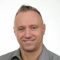 Robert Prokop's Instagram, Twitter & Facebook