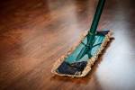 Gua para el cuidado de pisos de madera dura