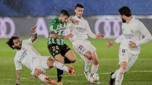 Sergio canales, with eight goals, is the team's top scorer. Eyie8qg1syqg4m