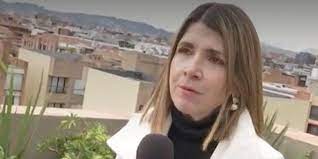 La periodista Adriana Arango cuenta cómo ha sido su vida tras salir de la  cárcel - Canal 1