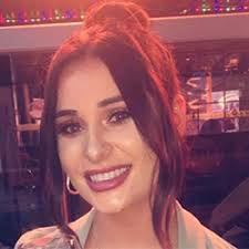 Karen Carmel's Instagram, Twitter & Facebook