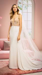 Hochzeitskleid — schlicht und weiß ist ihnen zu brav? Hochzeitskleider 2020 White One Kollektion Modell Kylie B Brautkleid Brautkleider Hochzeitskleid Hochzeitskleider Brautmode Neue Brautkleider Brautkleid