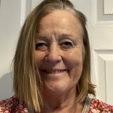 Amanda Herdman's Instagram, Twitter & Facebook