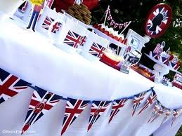 Find a full selection of decorations, favors and more at stumps party. A British Inspired London Uk Party With Printables Deco Fiesta De 15 Fiesta Y Fiestas De 15