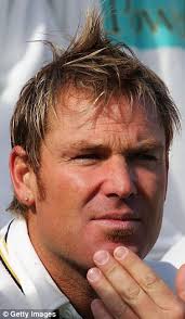 The king of spin, 48, flaunted a full head of hair as he attended the advanced hair studio event. Shane Warne Flaunts Full Head Of Hair At Advanced Hair Studio Event Daily Mail Online