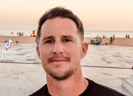 Hangar door company for FulFab enclosed T-hangars?