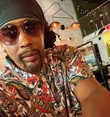 Derrick Snowden (@dvalued1) • Instagram photos and videos