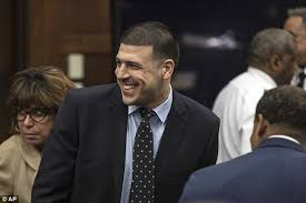 Aaron Hernandez Blows His Four Year Old Daughter A Kiss In Court Hernandez Aron Hernandez Aaron