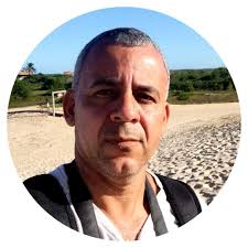 Histórias que os bichos contam', de Charles Araújo