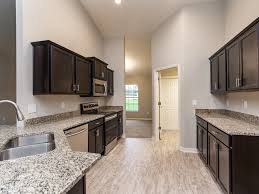 rooms with staggered cabinet
