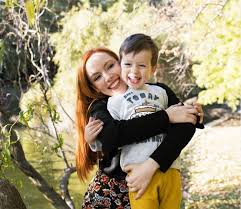 După ce a stârnit un adevărat val de popularitate în rândul telespectatorilor şi a fost lider de audienţă în fiecare sezon, povestea răzbunării trece de graniţele româniei şi e momentul ca publicul din bulgaria să fie cucerit. Pro Tv Olimpia Melinte Eroina Din Serialul Vlad Èi A SÄrbÄtorit Fiul Sasha A Implinit 6 Ani