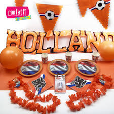 Het ek voetbal begint om 21.00 uur met een wedstrijd tussen italië en turkije in rome. Ek Voetbal Oranje Pakket Thuis